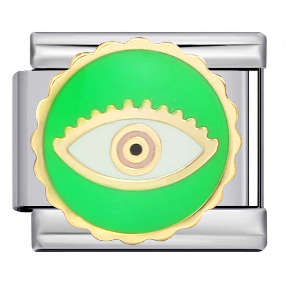 Œil vert. Argent